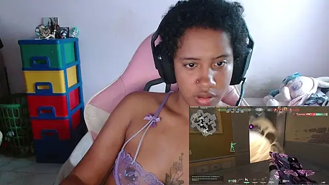 TiffanyRoouse online show from November 12, 2025, 10:13 pm