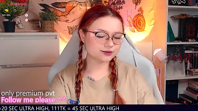 Snapshot of me__hanna chatting on November 20, 2025, 10:42 pm me hanna online show from November 20, 2025, 10:42 pm