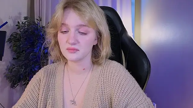 ELLIEJAY online show from March 7, 2026, 5:14 am