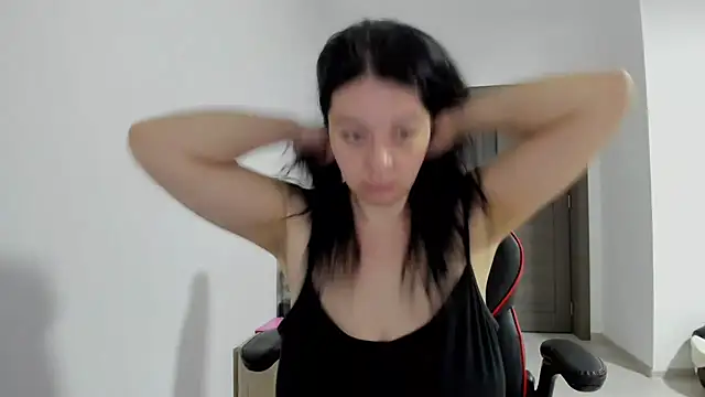 amiraisa11 online show from April 2, 2026, 2:08 am