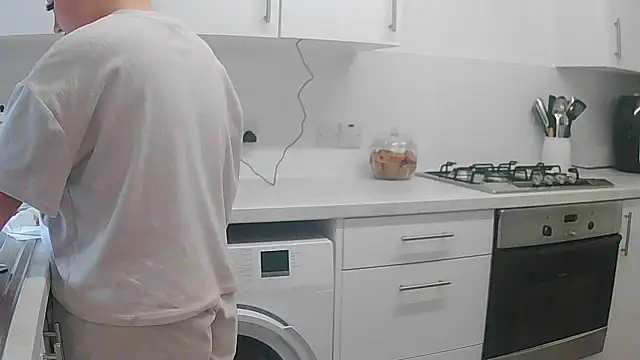 Snapshot of magical_mia chatting on November 4, 2025, 10:19 am magical mia online show from November 4, 2025, 10:19 am