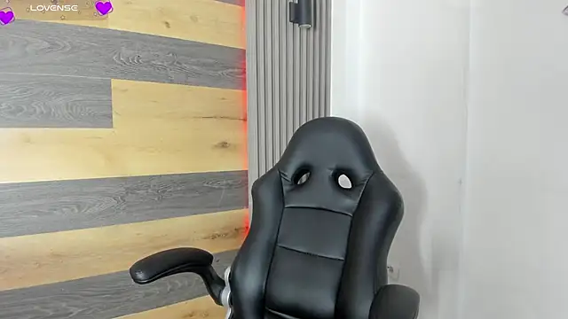 Snapshot of AnthonellaSweet chatting on November 1, 2025, 12:54 pm AnthonellaSweet online show from November 1, 2025, 12:54 pm