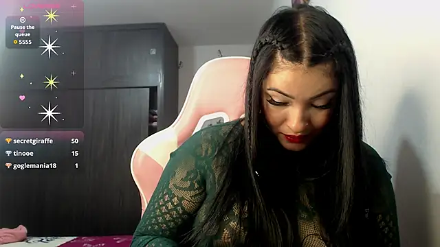 Snapshot of Mindy_James1 chatting on May 22, 2026, 11:03 pm Mindy James1 online show from May 22, 2026, 11:03 pm