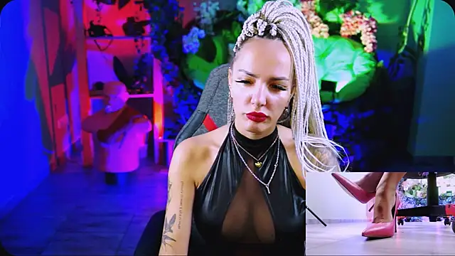 Snapshot of MonicaMaxwel chatting on September 21, 2025, 10:31 am MonicaMaxwel online show from September 21, 2025, 10:31 am