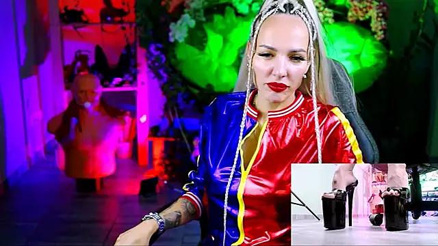 Snapshot of MonicaMaxwel chatting on October 26, 2025, 11:10 am MonicaMaxwel online show from October 26, 2025, 11:10 am