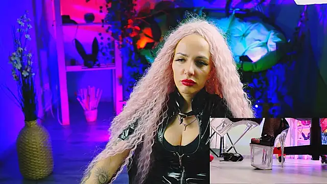 Snapshot of MonicaMaxwel chatting on March 20, 2025, 6:09 pm MonicaMaxwel online show from March 20, 2025, 6:09 pm