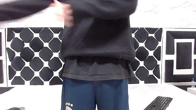 Snapshot of thiago19s chatting on January 15, 2025, 12:41 am thiago19s online show from January 15, 2025, 12:41 am