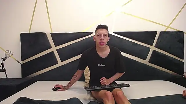 Snapshot of thiago19s chatting on February 8, 2025, 3:31 pm thiago19s online show from February 8, 2025, 3:31 pm