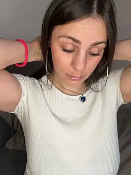 Snapshot of Loella-Rose chatting on February 2, 2025, 10:46 am Loella-Rose online show from February 2, 2025, 10:46 am