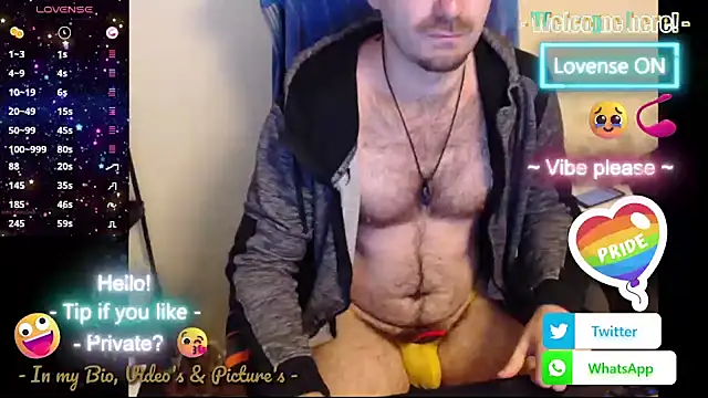 Snapshot of RealManHaveHairy chatting on November 7, 2025, 4:50 am RealManHaveHairy online show from November 7, 2025, 4:50 am