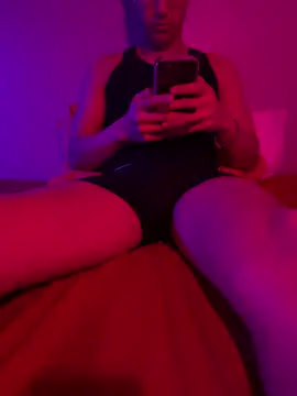 Snapshot of Sex_Boy_Toy chatting on January 9, 2025, 12:03 am Sex Boy Toy online show from January 9, 2025, 12:03 am