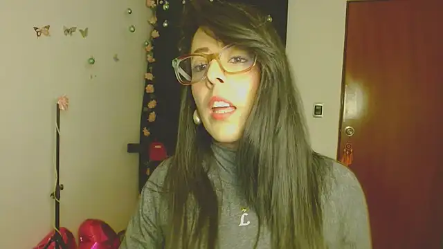 ella peck online show from January 6, 2026, 4:05 am