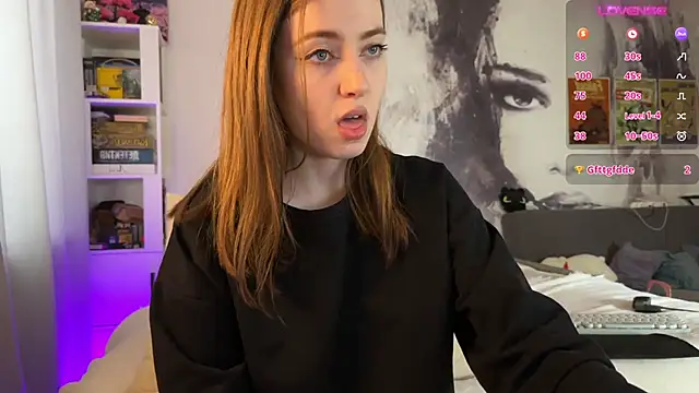 LinaWitch online show from February 3, 2025, 8:13 am