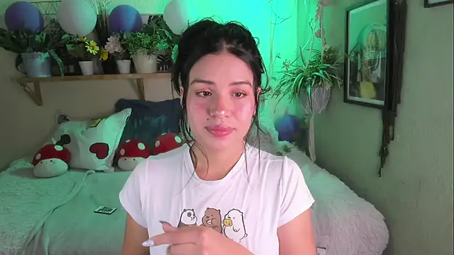 MiaaRose online show from December 20, 2025, 6:00 pm