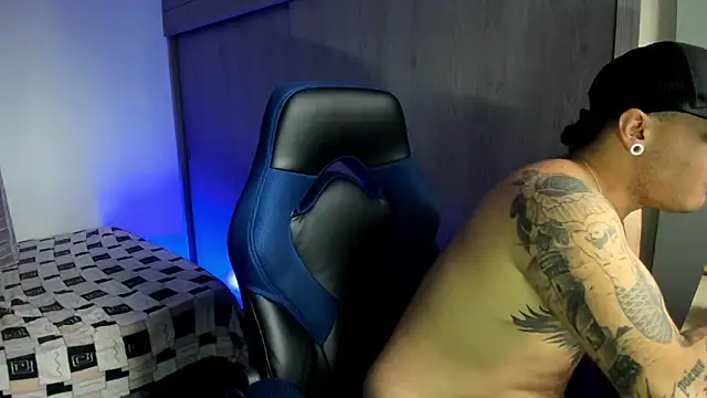 male pussy online show from February 1, 2026, 4:16 pm