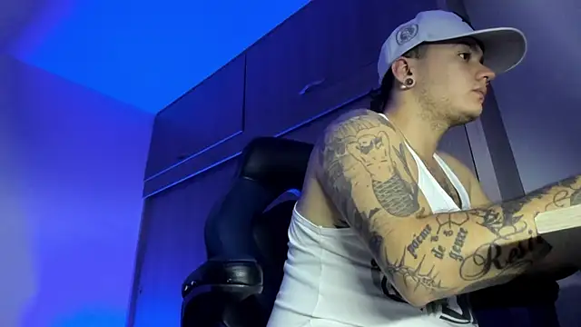 male pussy online show from January 8, 2026, 2:50 am