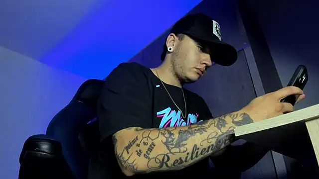 male pussy online show from November 4, 2025, 2:37 am