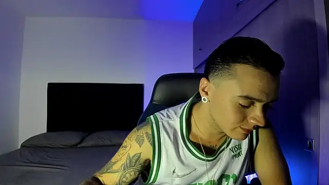 male pussy online show from April 20, 2026, 1:52 am