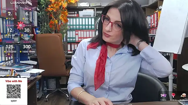 Snapshot of classyladyrellax chatting on November 18, 2025, 11:57 am classyladyrellax online show from November 18, 2025, 11:57 am