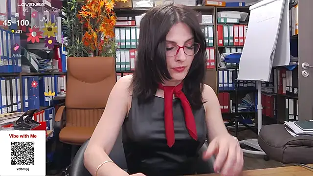 Snapshot of classyladyrellax chatting on February 22, 2026, 10:50 am classyladyrellax online show from February 22, 2026, 10:50 am