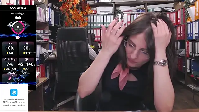 Snapshot of classyladyrellax chatting on February 21, 2025, 3:32 pm classyladyrellax online show from February 21, 2025, 3:32 pm