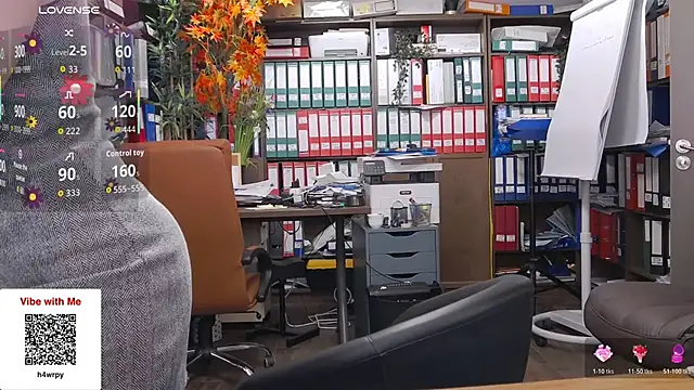 Snapshot of classyladyrellax chatting on February 14, 2026, 11:32 am classyladyrellax online show from February 14, 2026, 11:32 am