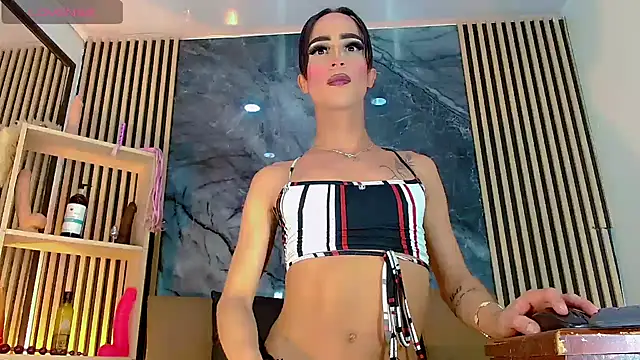 Snapshot of PriscilaRainbow chatting on November 17, 2025, 8:35 pm PriscilaRainbow online show from November 17, 2025, 8:35 pm