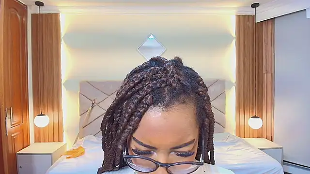 Raquel jones online show from April 9, 2026, 12:11 pm