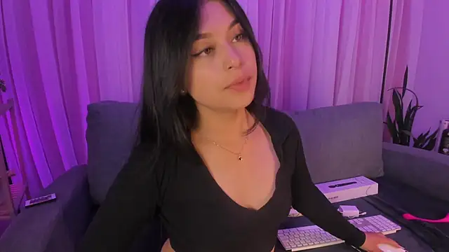 MelodySweett online show from November 8, 2025, 3:32 am