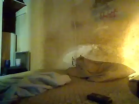 Nightshade7712 online show from September 12, 2025, 11:48 pm