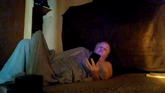 Nightshade7712 online show from October 25, 2025, 11:53 am