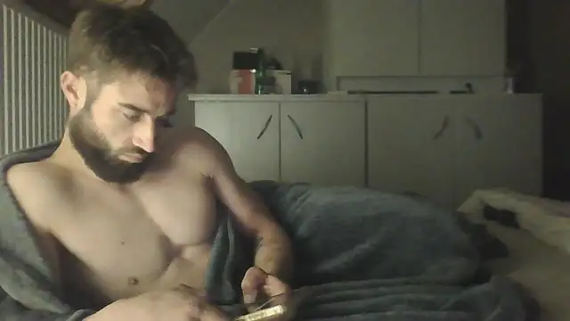 Vekie 007 online show from May 16, 2026, 2:10 am