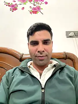 bull 4hottie online show from December 2, 2025, 2:30 pm