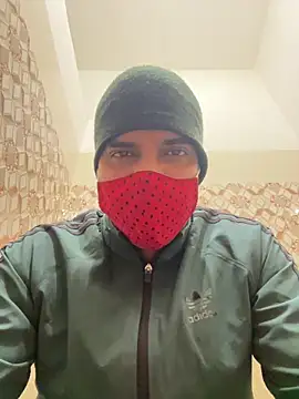 bull 4hottie online show from December 2, 2025, 1:39 am