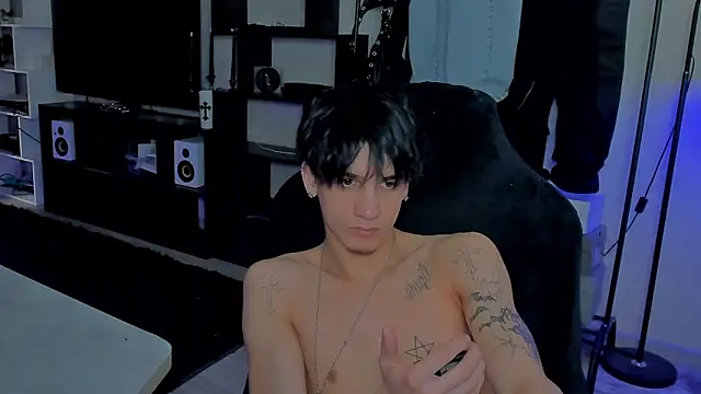 MarkBrowniii online show from April 8, 2026, 1:45 pm