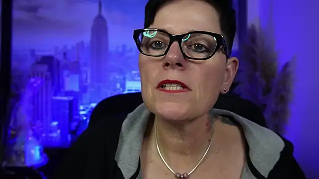 Snapshot of ninarandmann chatting on December 4, 2025, 6:51 pm ninarandmann online show from December 4, 2025, 6:51 pm