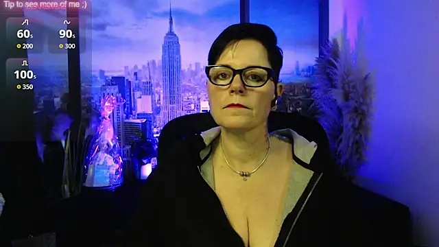 Snapshot of ninarandmann chatting on February 4, 2026, 6:03 pm ninarandmann online show from February 4, 2026, 6:03 pm