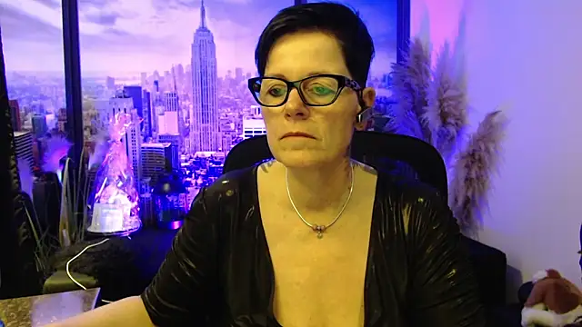 ninarandmann online show from March 29, 2026, 4:19 pm