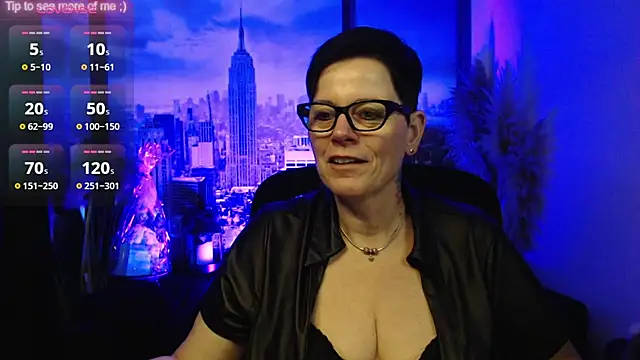 Snapshot of ninarandmann chatting on February 24, 2026, 3:24 pm ninarandmann online show from February 24, 2026, 3:24 pm