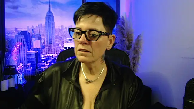 Snapshot of ninarandmann chatting on January 15, 2026, 5:16 pm ninarandmann online show from January 15, 2026, 5:16 pm