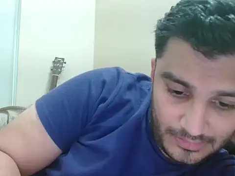 Snapshot of robintoit chatting on May 30, 2026, 10:43 am robintoit online show from May 30, 2026, 10:43 am