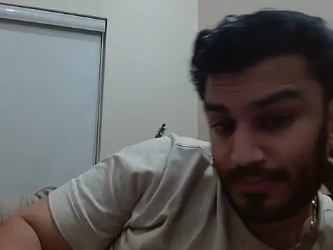 Snapshot of robintoit chatting on January 16, 2026, 4:44 pm robintoit online show from January 16, 2026, 4:44 pm