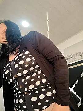 Natasha milf   online show from November 26, 2025, 12:49 pm