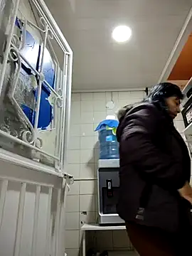 Snapshot of Natasha_milf__ chatting on February 3, 2026, 12:32 pm Natasha milf online show from February 3, 2026, 12:32 pm