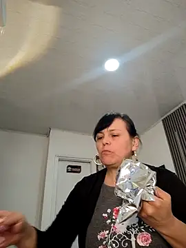 Snapshot of Natasha_milf__ chatting on January 31, 2026, 8:29 pm Natasha milf online show from January 31, 2026, 8:29 pm