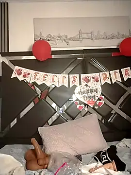 Snapshot of Natasha_milf__ chatting on February 22, 2026, 12:24 am Natasha milf online show from February 22, 2026, 12:24 am