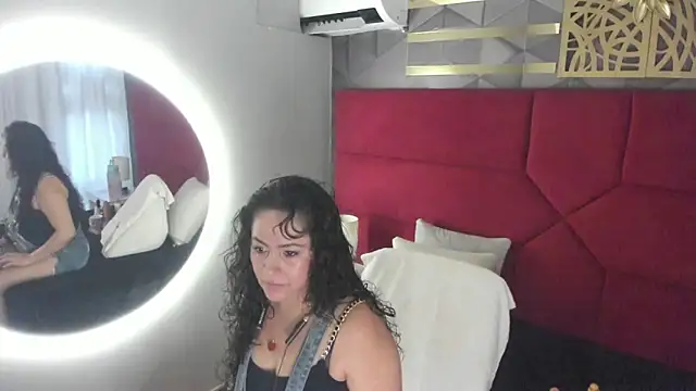 hanny milf online show from April 19, 2026, 11:11 am