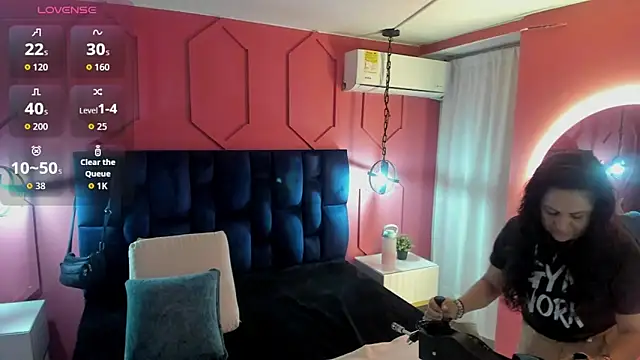 hanny milf online show from June 3, 2026, 11:11 am