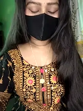 Snapshot of Idhika_Paul chatting on December 15, 2025, 5:24 am Idhika Paul online show from December 15, 2025, 5:24 am