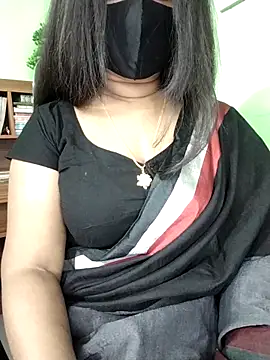 Snapshot of Idhika_Paul chatting on November 27, 2025, 7:03 pm Idhika Paul online show from November 27, 2025, 7:03 pm